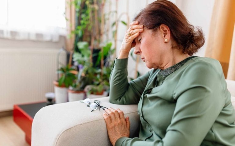 Diabetes and Dizziness: Causes, Warning Signs, and Care Steps