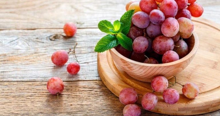 Grapes and Diabetes: Portions, GI, and Blood Sugar Tips