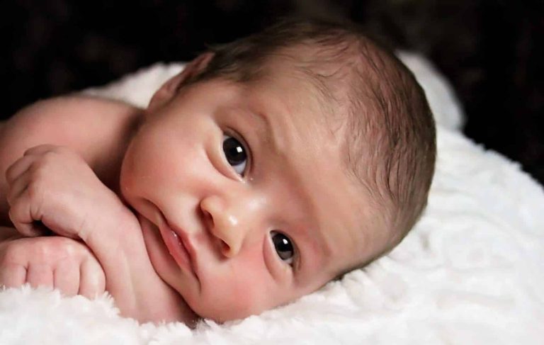 Low Blood Sugar in Newborns: Symptoms, Risks, and Monitoring
